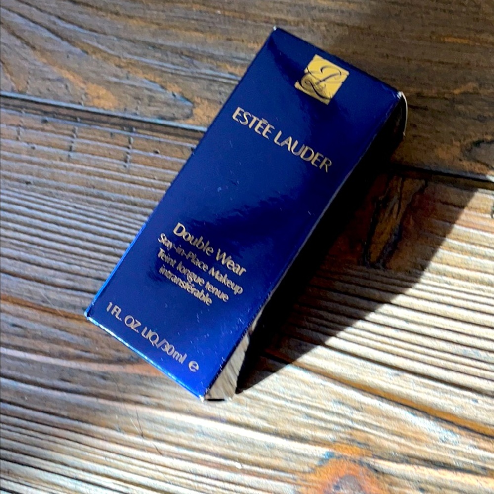 Estée Lauder double wear makeup 1FL OZ